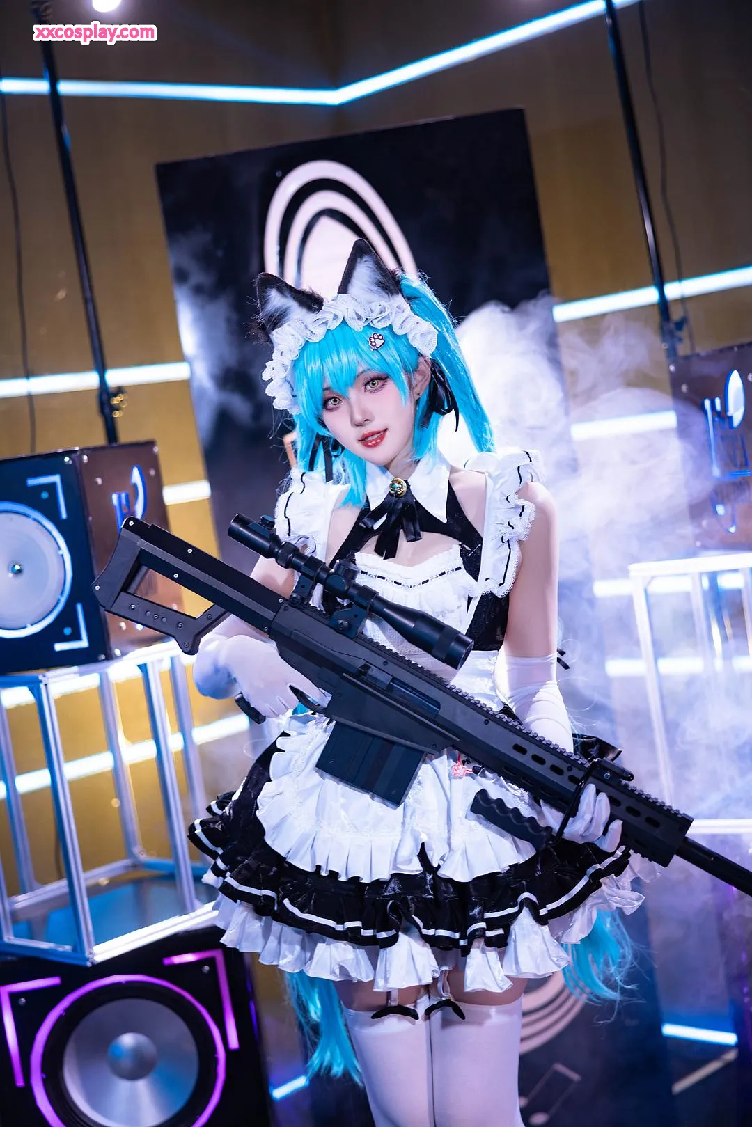 Natsuko夏夏子 as Privaty - Nikke Cat Maid Cosplay